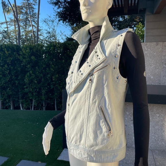 Forever 21 Studded Denim Vest - Picture 2 of 5